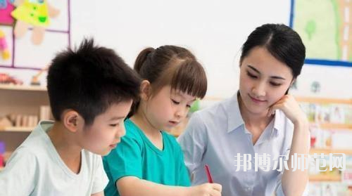 幼师学校什么专业比较好