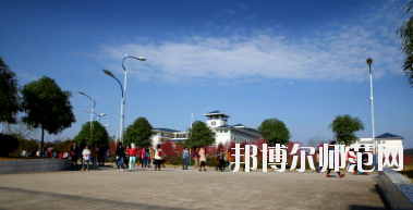 广西2020年400分能上幼师学校吗