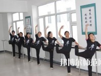 云南2020年男生读幼师学校学什么专业好