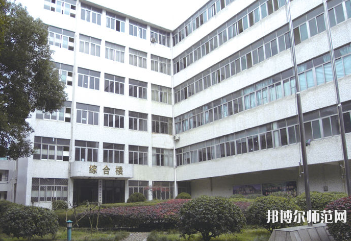 武汉洪山外经贸学校1