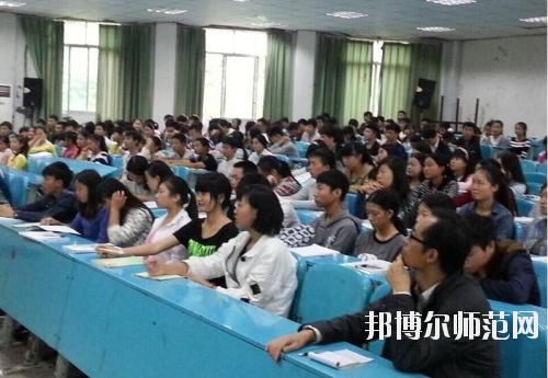 成都2020年可以读幼师学校的大专学校