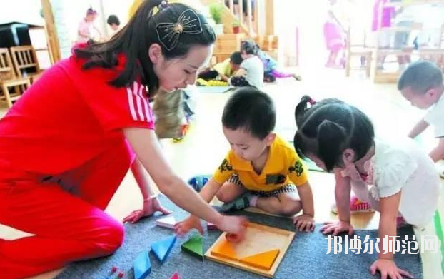 湖北2020年读幼师学校要多少钱