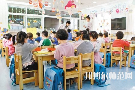 成都2020年女生上什么幼师学校比较好