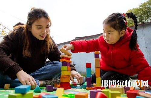 十堰2020年女生读幼师学校有前途吗