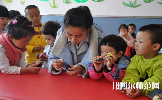 白银2020年女生学幼师学校有前途吗