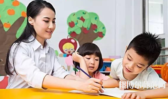 铜仁2021年女生学幼师学校有前途吗