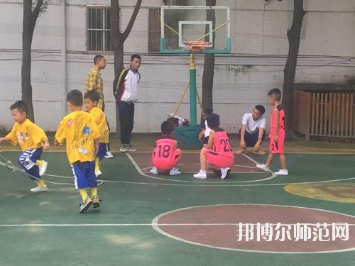 眉山2021年适合男生的幼师学校