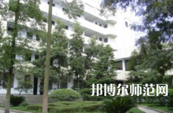 2023年贵州小学教育专业学校报名条件